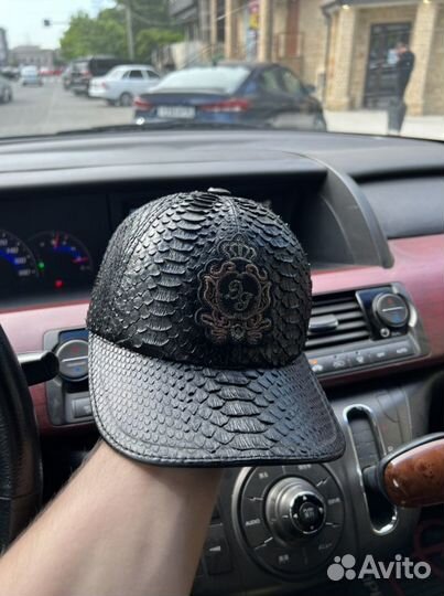 Бейсболка питон