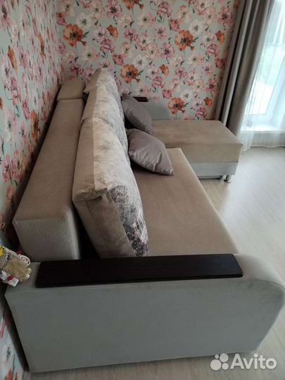 Продам угловой диван