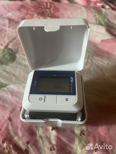 Тонометр на запястье