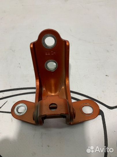 Петли двери задние левые Kia Sportage SL G4KD 2011