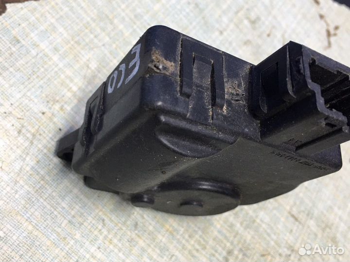 Мотор заслонки печки Ford Ecosport