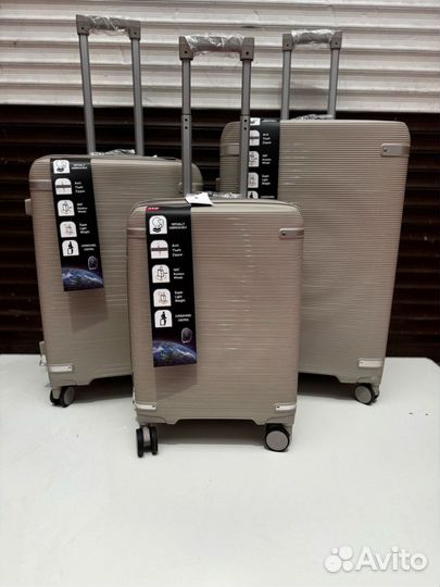 Чемодан на колесах