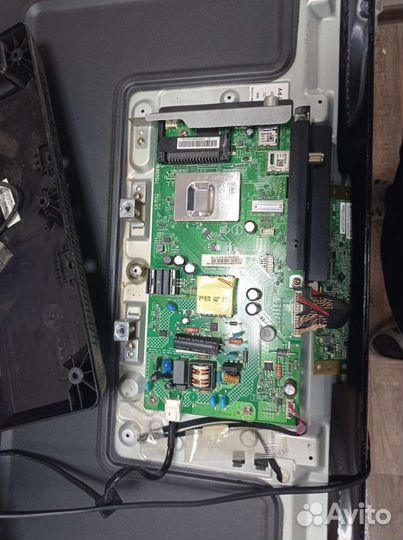 Телевизор лoc 32M3295/60S 715G9916-COC-001-004Y