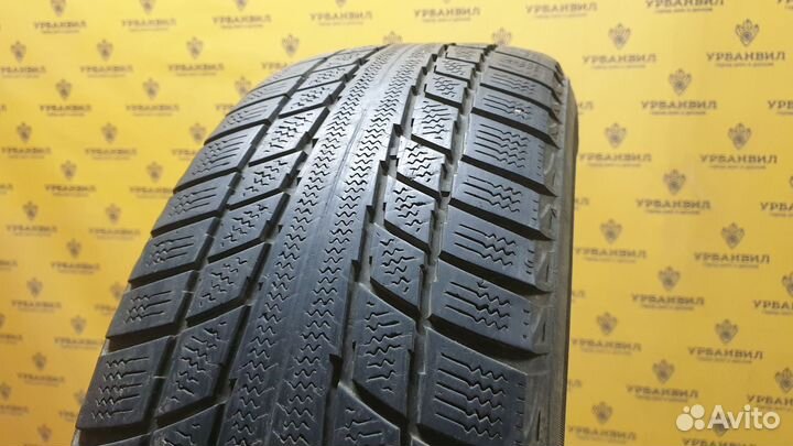 Triangle TR777 235/70 R16 106Q