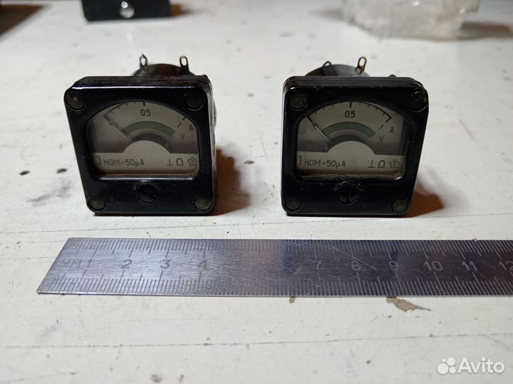 Стрелочные индикаторы СССР разные