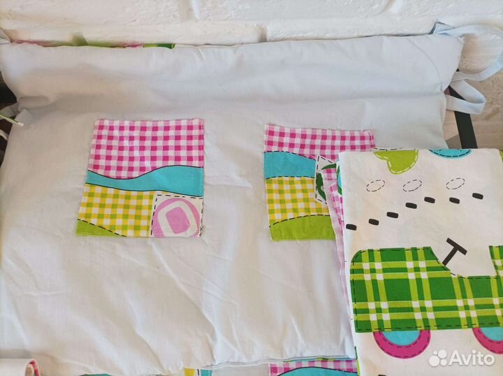 Бортики в кроватку + постельное белье