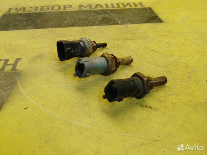 Датчик температуры охлаждающей жидкости Opel