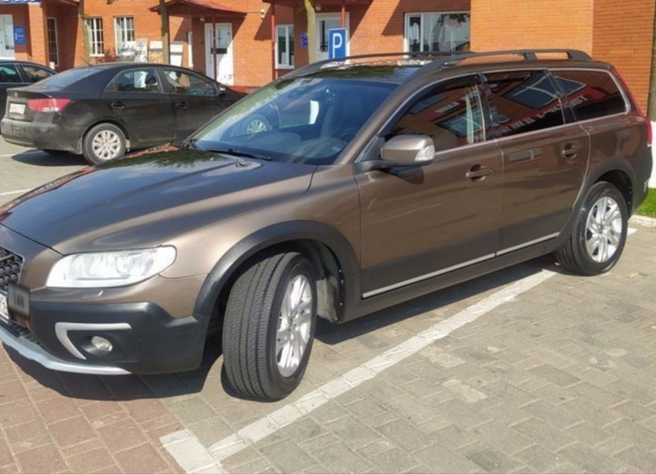 Volvo XC70: фото владельца