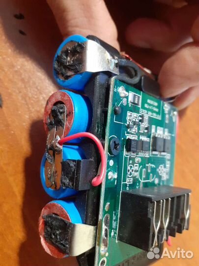 Замена батареек 18650 в аккумуляторах шруповерта