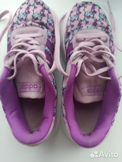 Кроссовки adidas для девочки/32 размер