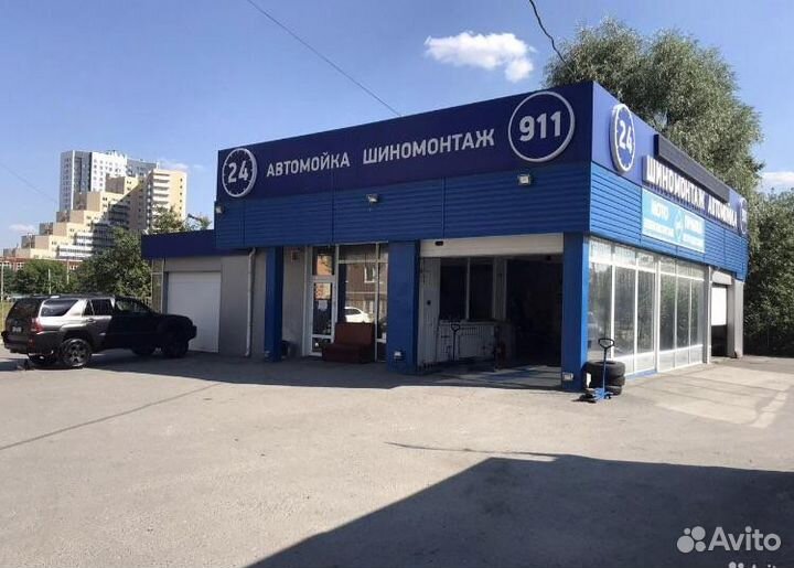 Шиномонтажник