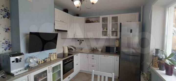 3-к. квартира, 85 м², 6/9 эт.