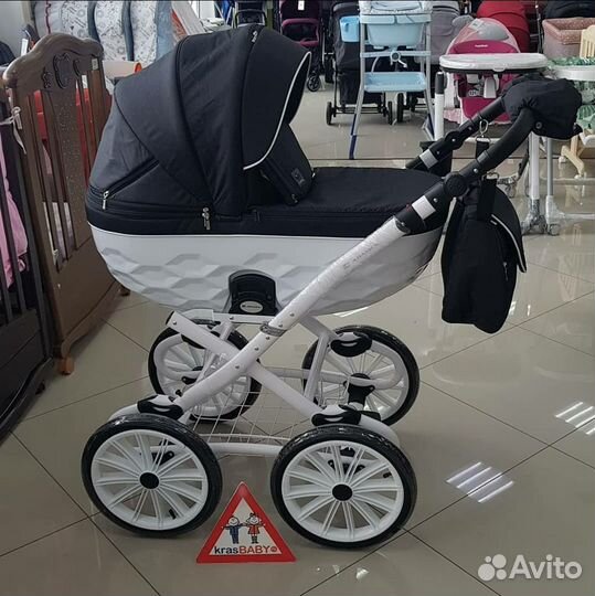 Коляска2 в 1 Adamex Chantal Retro