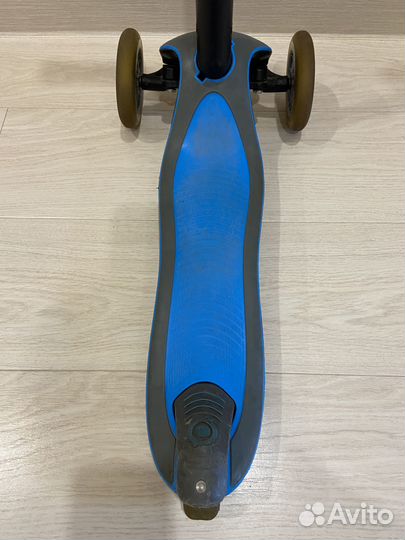 Самокат трёхколёсный globber My Free Up