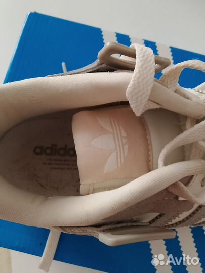 Кроссовки женские adidas