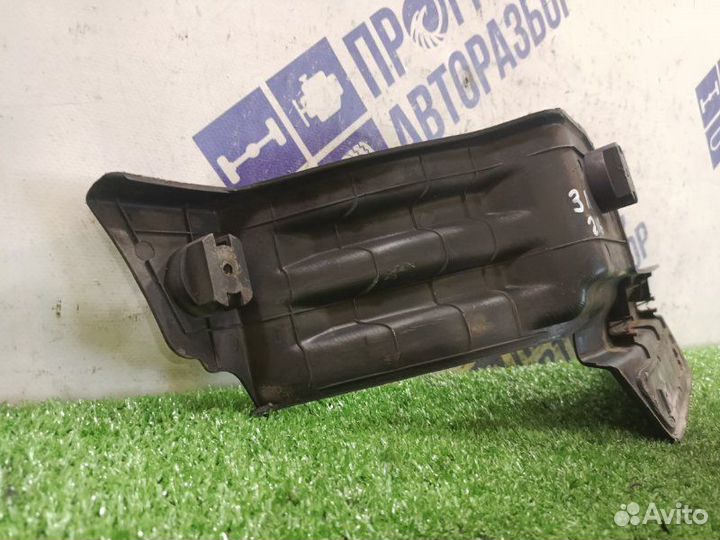 Накладка порога задняя левая Hyundai Terracan