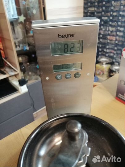 Ваза стекло, кружка китай, кофемолка ручная