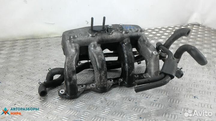 Коллектор впускной Isuzu trooper 1 LS 1994