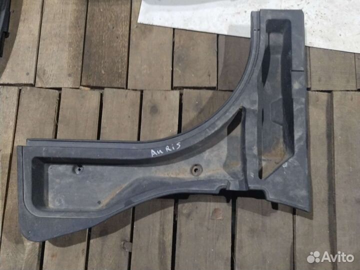 6499502040 Пол багажника Toyota Auris