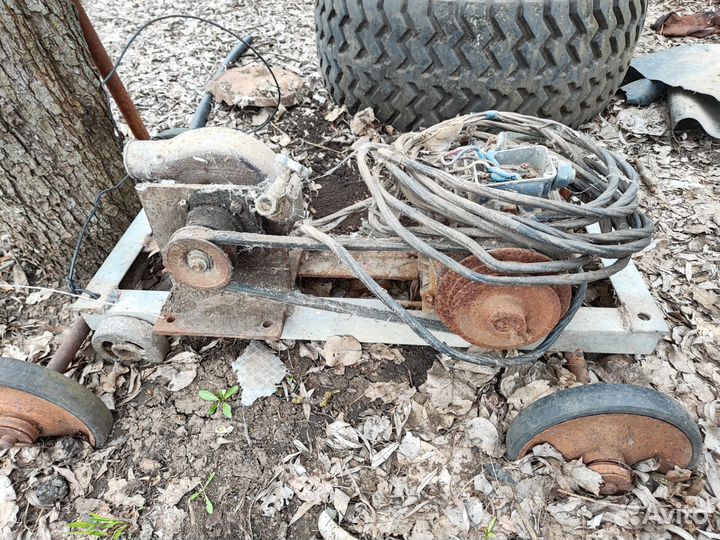 Насос с помпой