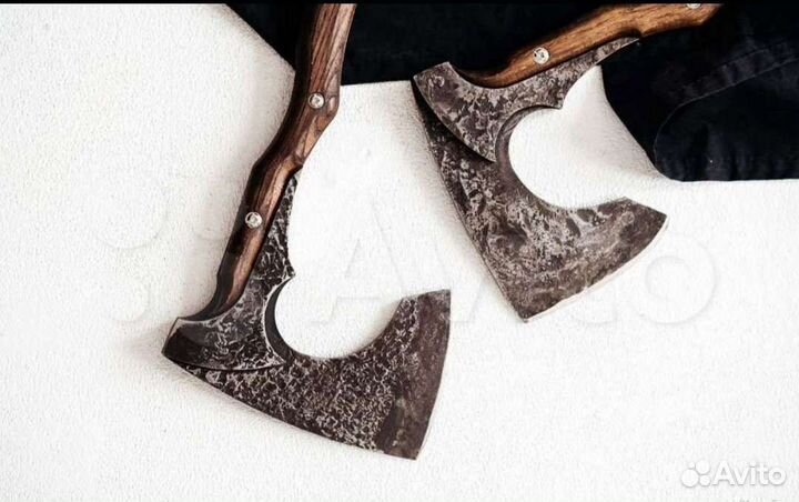 Топор большой выбор