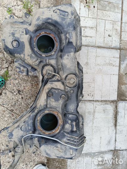 Бензобак tiguan