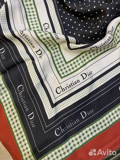 Платок christian dior 90