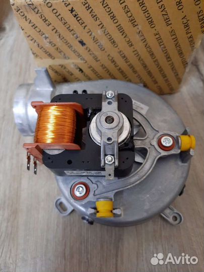 Вентилятор для котла vaillant Turbomax Pro/Plus, T