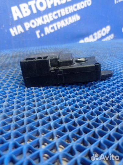 Моторчик заслонок отопителя Chevrolet Aveo T200