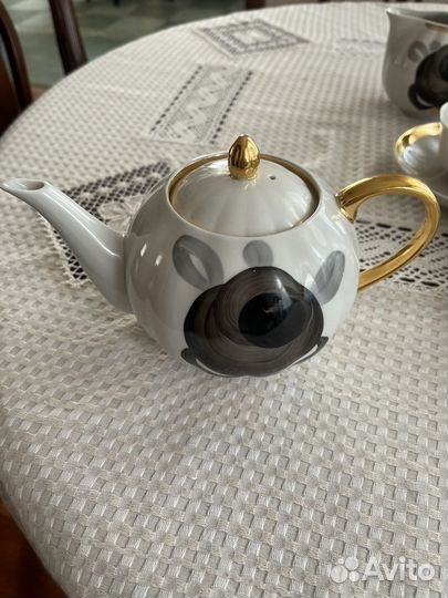 Сервиз чайный черная роза Дулево