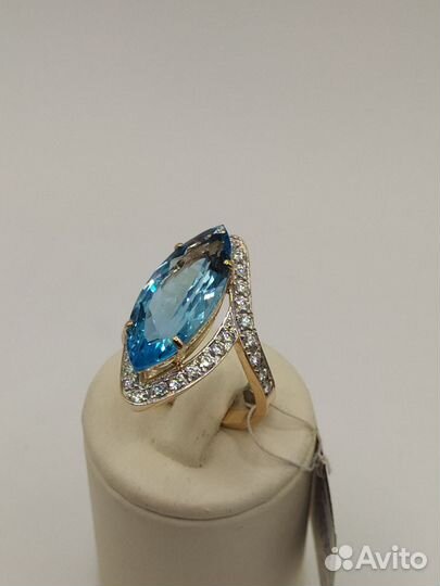 Новое кольцо из золота 585 пробы