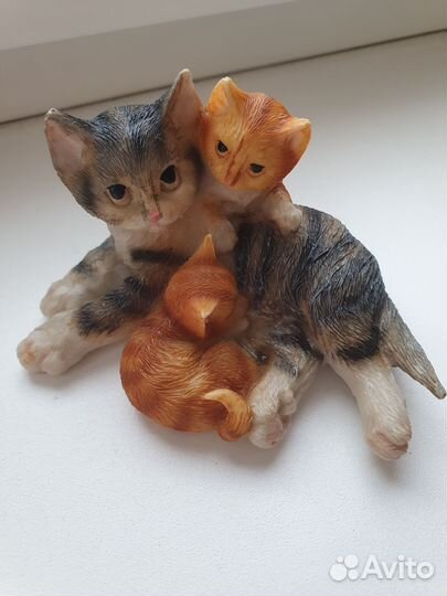 Фарфоровые статуэтки