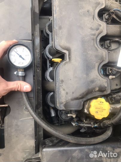 Измеритель давления масла - Болгария