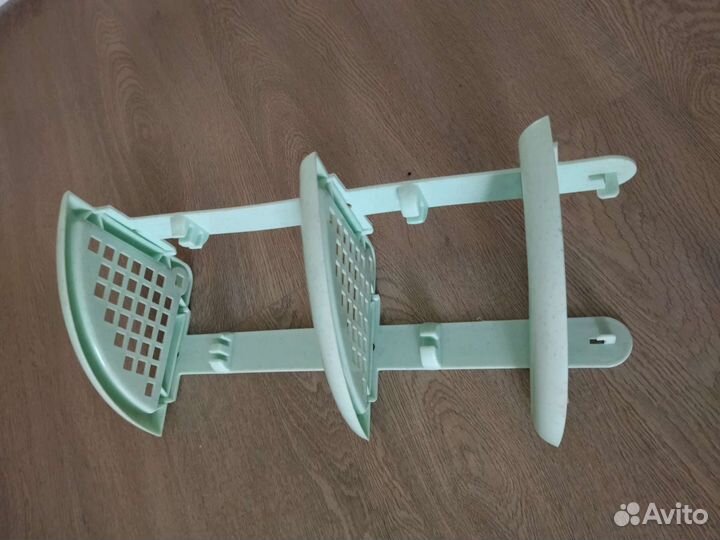 Угловая полка для ванной