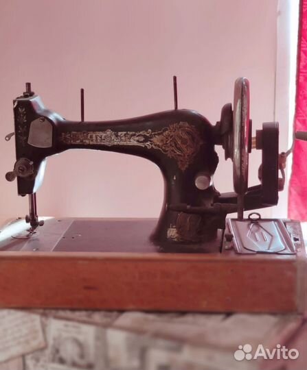 Швейная машина Singer