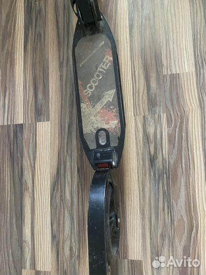 Продаю самокат Скутер