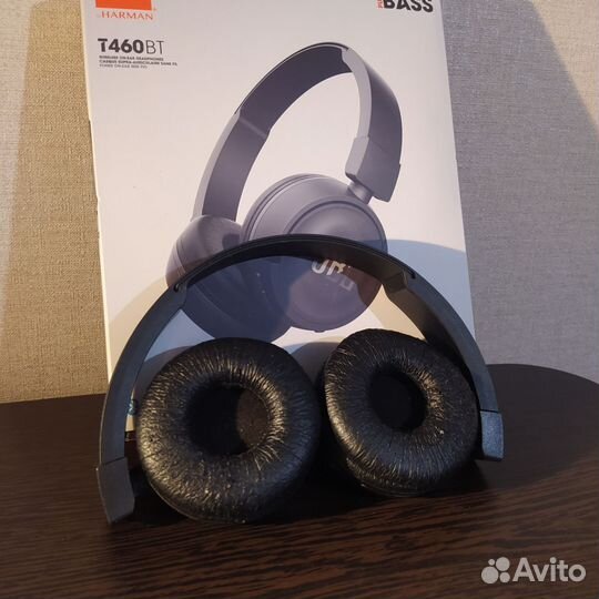 Беспроводные наушники jbl