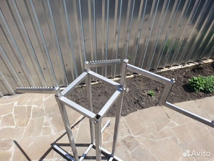 Вешалка напольная