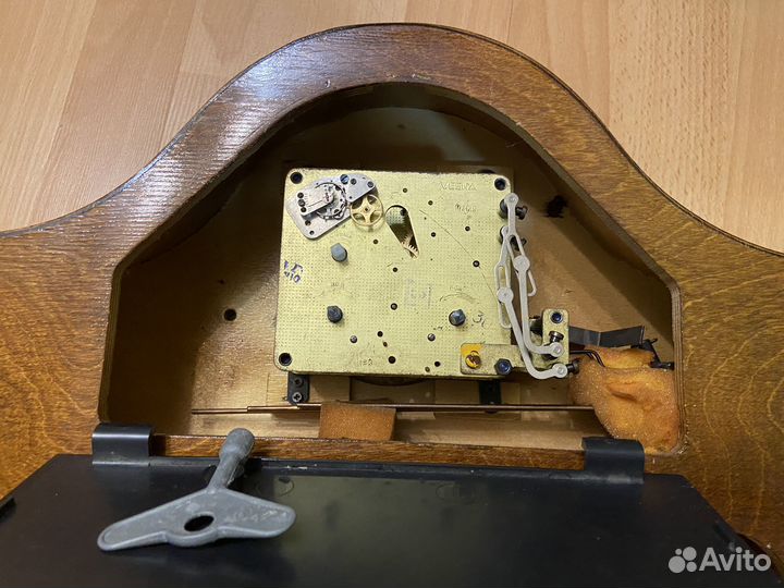 Настольные часы