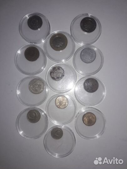 Монеты в капсулах