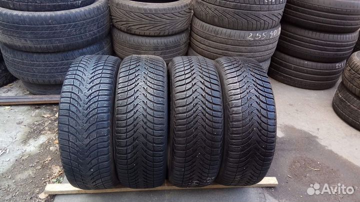 Michelin Alpin 4 215/60 R16 95H