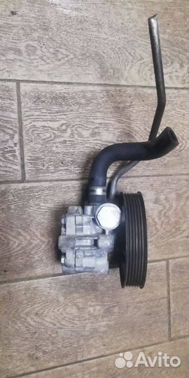 Насос гидроусилителя руля Mitsubishi Outlander