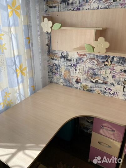 Детский школьный уголок