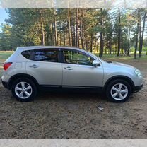 Nissan Dualis 2.0 CVT, 2008, 287 281 км, с пробегом, цена 870 000 руб.