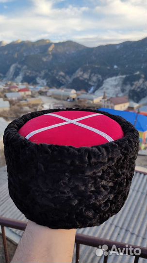 Кубанки каракуль.папахи.карабинки