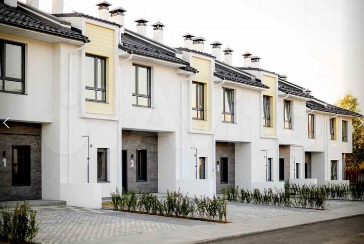 2-к. квартира, 67,2 м², 2/4 эт.