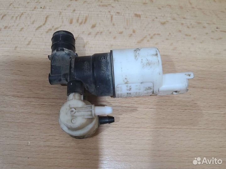 Насос омывателя Peugeot 308