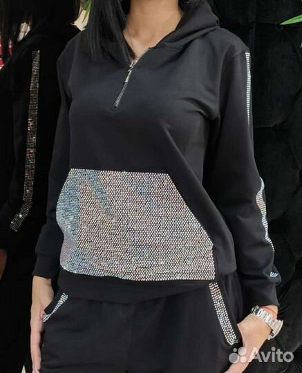 Спортивный костюм