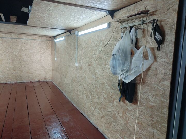 Гараж, 18 м²