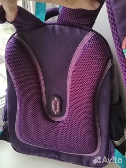 Продаю школьный рюкзак